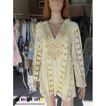 BLUSA ELEGANCE AMARILLO DE LAURIE & JOE