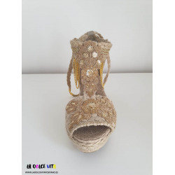 MARIETTAS QUEEN SANDALS